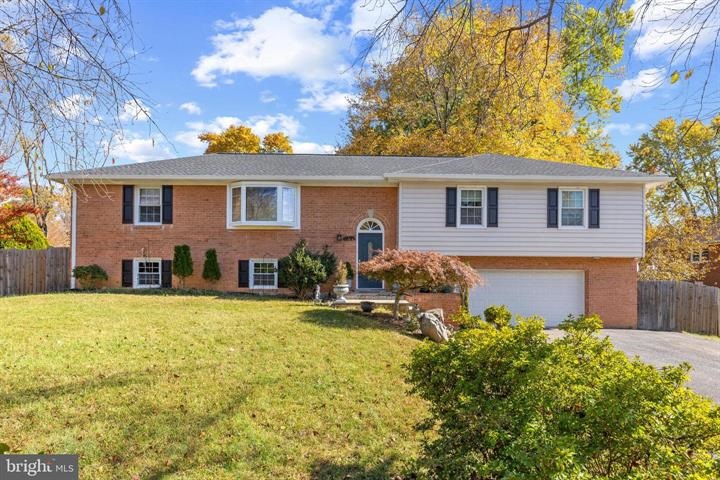 17505 Lafayette Dr