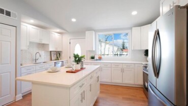 8325 Shady Spring Dr
